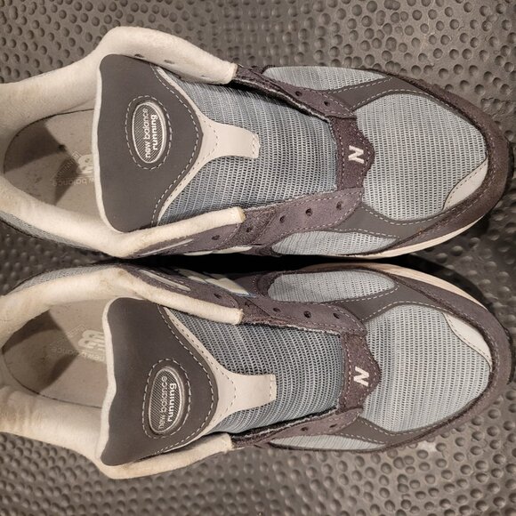 New Balance 2002r - Picture 4 of 5